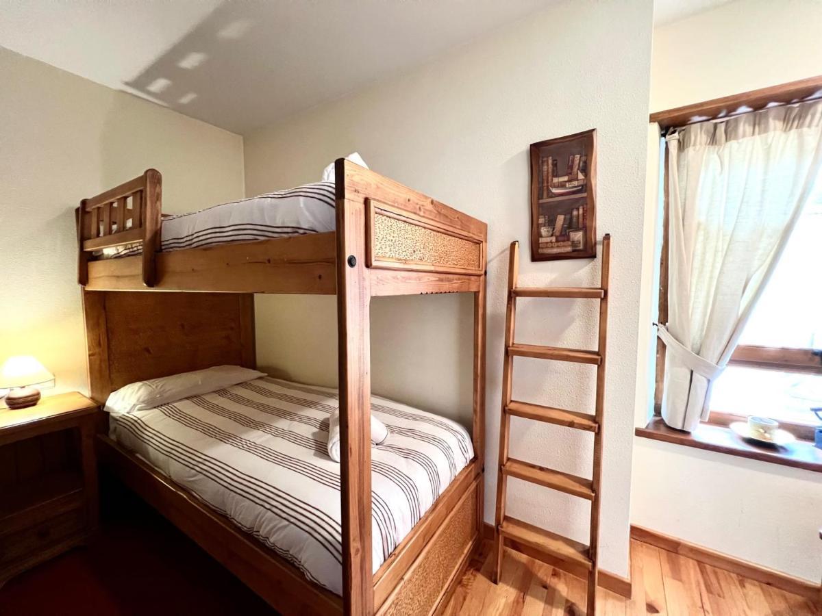 El Duplex De Espot - L'Amfitrionaアパートメント エクステリア 写真